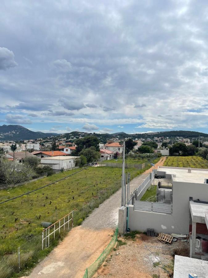 Airport View Apartments Loútsa Exterior foto